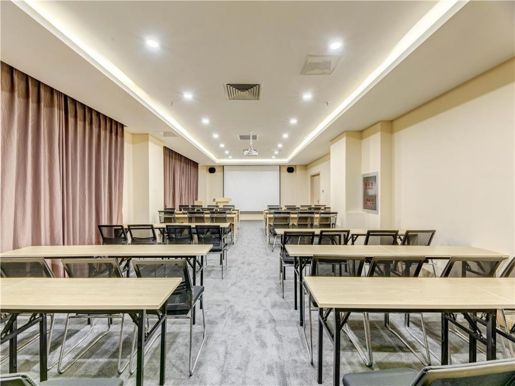 Lavande Hotel Tangshan Convention And Exhibition Yuanyang City Екстериор снимка